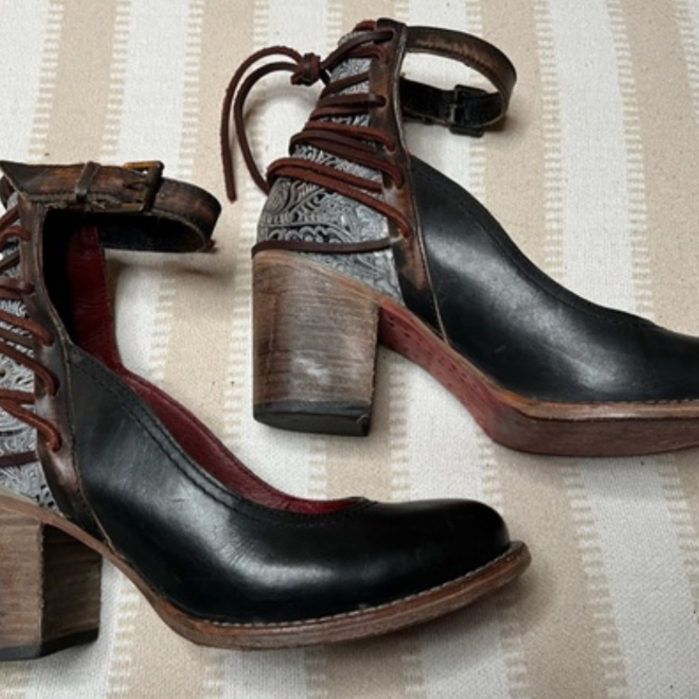 Freebird by Steven Raeanne size 10 - Picture 2 of 6